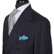 SSM16 – Costume croisé deux pièces napolitain bleu marine à rayures – 260 g/m2 – 100% laine Loro Piana